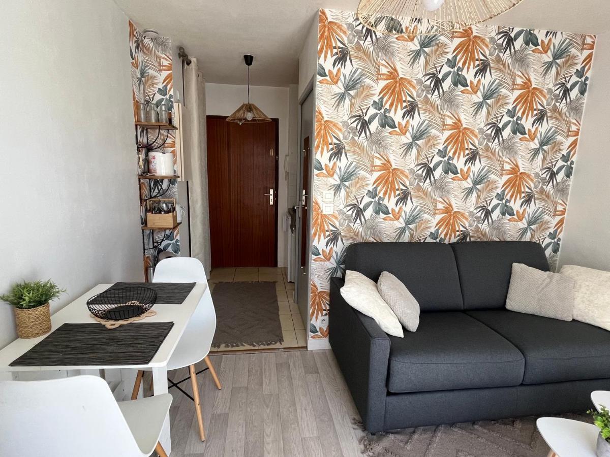 Apartment Au Coeur Du Centre De La Rochelle Au Calme Avec Stationnement Gratuit